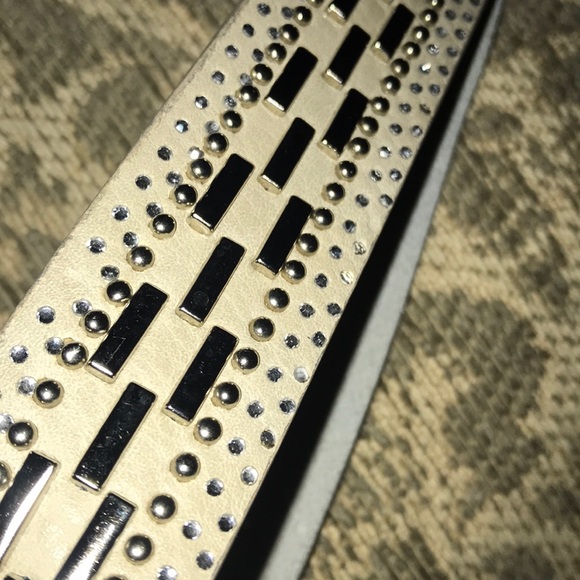 Leather M/L Studded Cream Color Bling Belt Thick - Picture 6 of 7